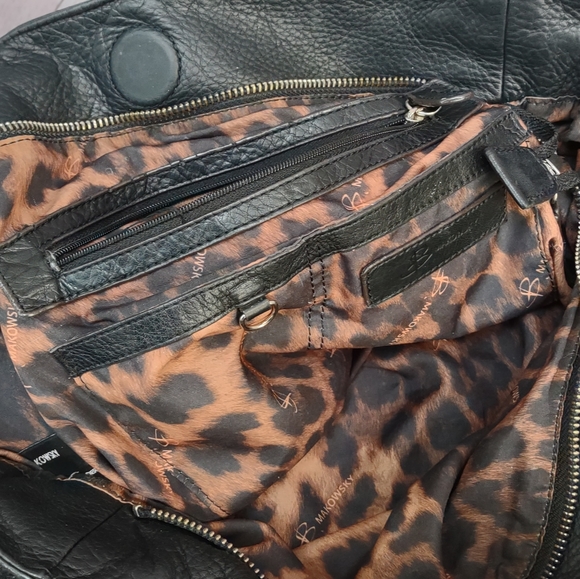 B. Makowsky Black Genuine Leather Slouchy Boho Bucket Bag - Picture 8 of 13